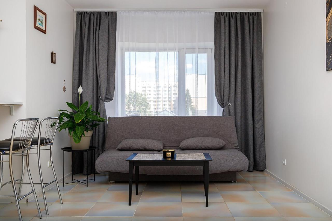 Apartment Naukova Street